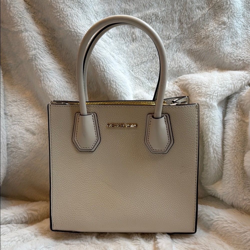 Michael Kors Elegant Cream Satchel
